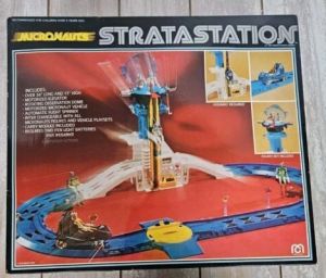 Stratastation-box.jpg